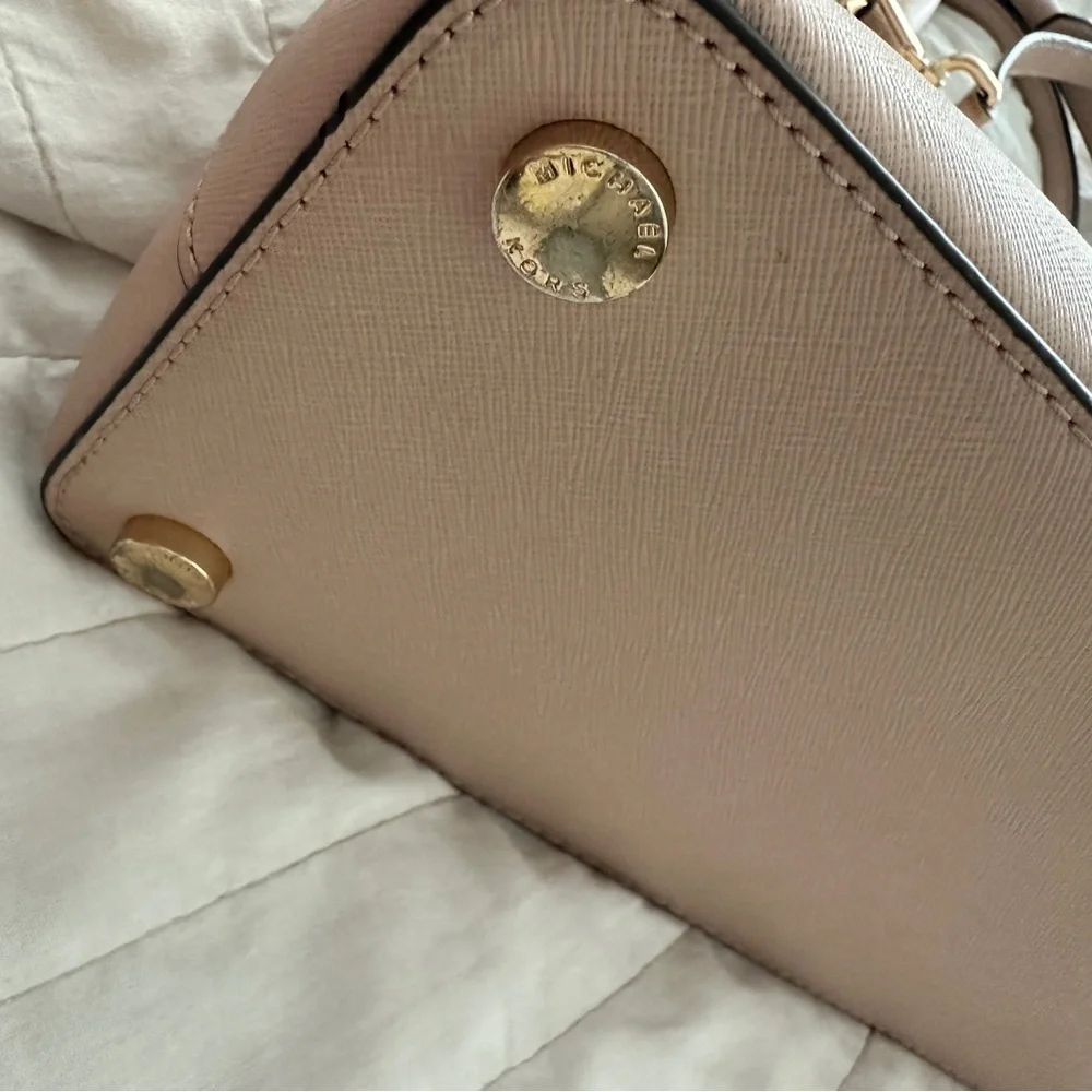 Michael Kors Cindy oyster LG done Satchel leather